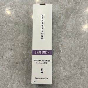 Rodan and Fields Unblemish invisible matte defense SPF 30